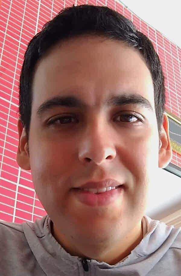 Lazy Seal Diving profesyonel, kaliteli ve kişiselleştirilmiş eğitim sunmayı ilke edinmiş bir tüplü dalış (scuba) merkezidir. İstanbul tüplü dalış eğitimi merkezi